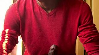 Hey, black ebony babe smokes while jerking off oberon 😏