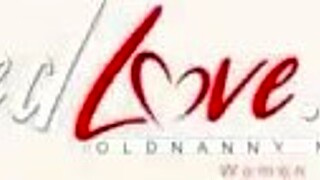 Wow, Sam Bourne kon Karlie Simon’s ronde tieten niet weerstaan! 😍