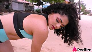 Personal Gostosa Fez Dp Com Dois Alunos Bem Dotados