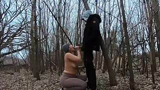 topless thick girl enjoys oral activities in the park