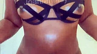 Joanfantasy prepares with oil for her amateur video