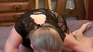 Belgian milf delivers an incredible deepthroat in sexy lingerie for amateurs.