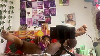 I Masturbate My Pussy In Front Of Mirror