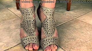 Wife displays new heels in a tight outdoor upskirt