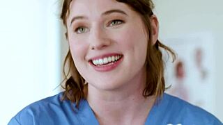 New intern Riley Nixon and gynecologist Chloe Surreal get playful! 😍