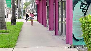 Teen Is Banging That Huge Dick in the Public Alley 😏