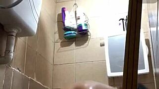 hey, watch this gay guy enjoying big cocks?