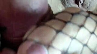 i'm follandola delicioso with foot fetish, acabando en sus pies b�scanos juanlatino