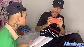 O Novinho Da Minha Escola Que Cuidava Da Minha Vida Teve Que Levar Pirocada No Cuzinho Pra Aprender