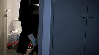 mitsuri spies tanjiro fucking shinobu in the toilet with bella hentaigirl