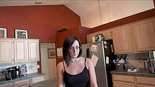 OMG, impregnating my sexy step aunt Helena Price, part 1 is wild! 😍