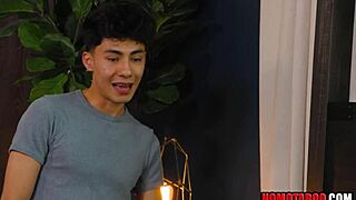 Hot Jock Carter Woods Shows Young Stepbrother Intense Gay Sex Tricks