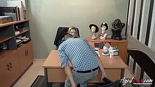 i fuck linda's mature pussy hard