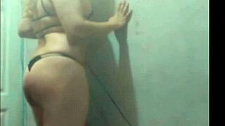 hey, wanna see my hot latina shemale body in action?