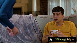 Ei, Dee Williams, por que você tá cavalhando o pau do Ricky Spanish tão forte?