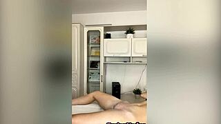 why does sugarnadya shave such a hairy pussy now?