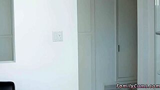 stepfamily bonding with teen companions and stepmom