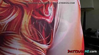 Susie Clove Spreads Her Sexy Holes!