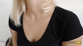 I love watching this hot girl take cash for oral sex