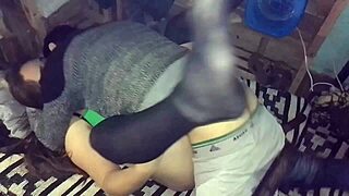 mi novias puta asked me to fuck her misionary on cel