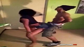 Cele Mai Tari Dansuri Din Cur 2014 Bikini