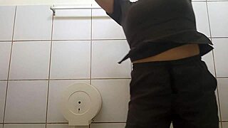 Doctora Touches Vagina to Seduce Boss for After-Work Fucking