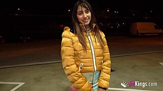 Public sex with hot Mexican babe Jennifer outdoors