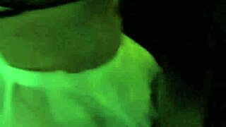 LATINA BIG ASS SHAKES HARD!