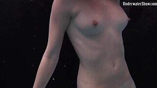 Watch Andrejka's underwater moves in the pool