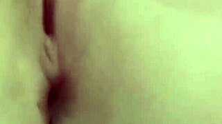 povnovatas miss peach feels intense pleasure sucking mr banana