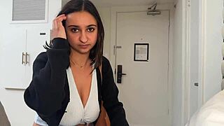 Hailey Rose skips condom for business trip hookup
