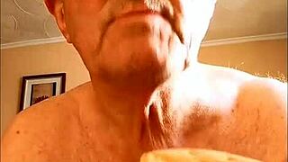 watching myself relax with some solo fun