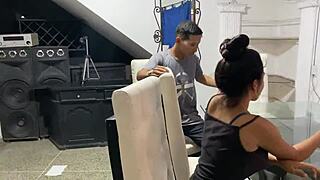 Mi Novia Acostada, Yo La Desperte Con Masaje En Su Hermoso Cuerpo