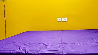 Super curvy babe visits homemade couple