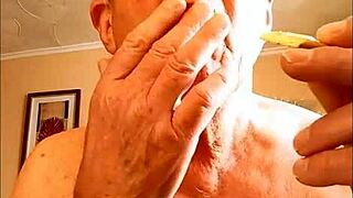 watching myself relax with some solo fun