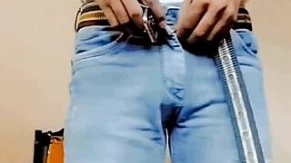 i'm branling off with the fleshlight, it's so kiff hot i cum everywhere.