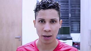 igor and j, two young brazilian gays, explore their desires in this story