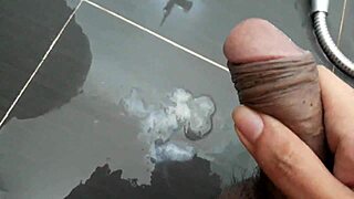 Damn, Watch Gay Vietnamese Guy Jerk Off in Bathroom!