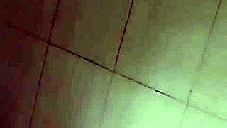 E Trang Nguyen chatting on Bigo while bathing