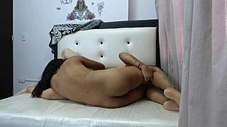 samanta fucks her best friend somer?