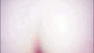 Chilling with tinder date turns to riding