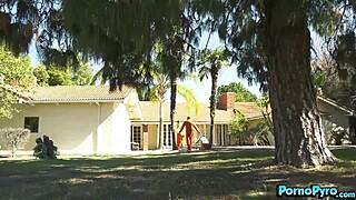 Hubby Watches Wife Eliza Ibarra Banged Hard by 2 Escaped Convicts in Stockings