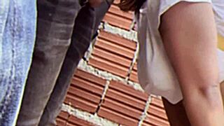 chupei o nerdola da minha sala pra ele me ajudar na prova de matem�tica se n�o der certo vou ter que chupar meu professor tamb�m mas ele tem o pau min�sculo