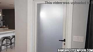 Getting head by the boss's daughter in a reality setting