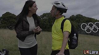 mature british woman in stockings sucking monster cock to cum