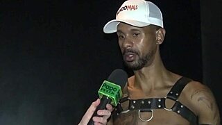 Cesar shows boldness in the big cocks club in São Paulo, part 2.