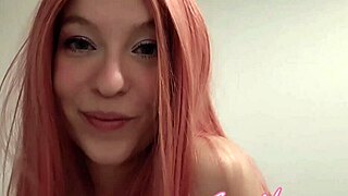 Step-Adik Tunjuk Badan Perempuan Dengan Doggy Basah Dan Batang Besar