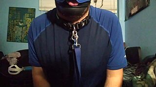 Amateur gay masturbates with chastity cage on