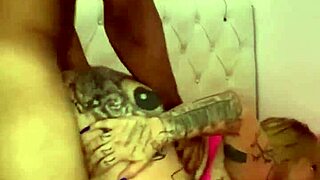 i'm that sexy blonde giving it to my lover