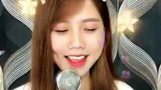 pretty asian girl gives blowjob on webcam?